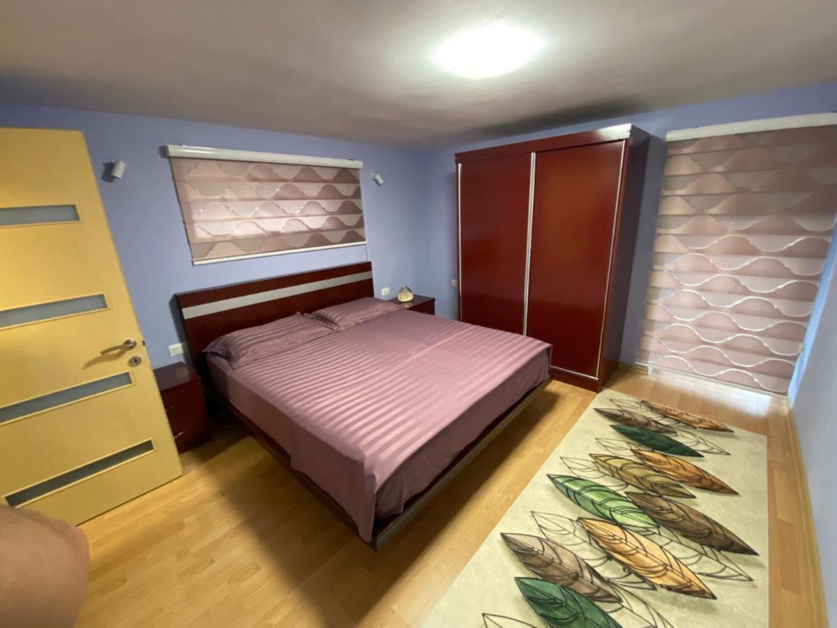 B & B Pogradec Luaran gambar
